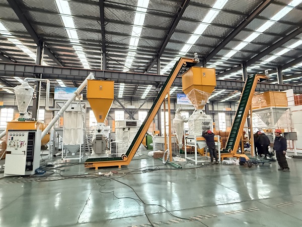 What are the advantages of pellet feed production line equipment?